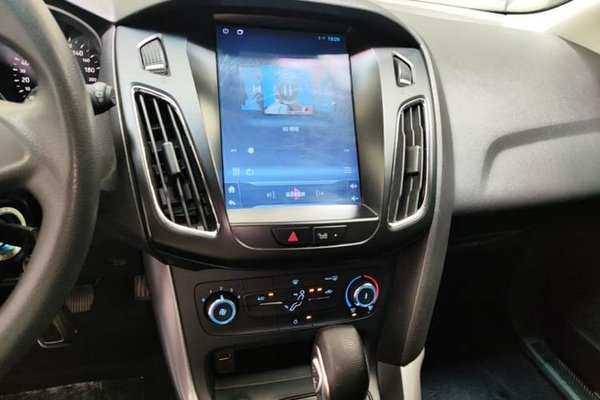 Ford Focus 2017, 46300 км, за 6344 USD - фото 15