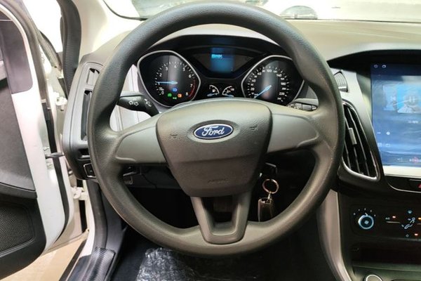 Ford Focus 2017, 46300 км, за 6344 USD - фото 13