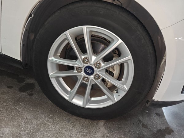 Ford Focus 2017, 63900 км, за 4817 USD - фото 8