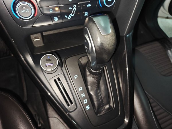 Ford Focus 2017, 63900 км, за 4817 USD - фото 17
