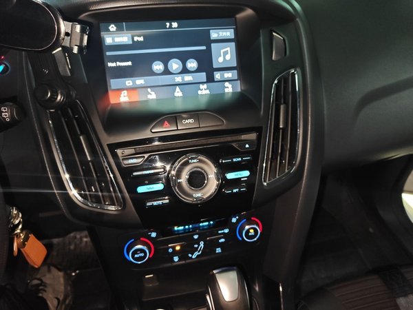 Ford Focus 2017, 63900 км, за 4817 USD - фото 18