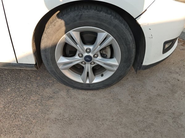 Ford Focus 2017, 89700 км, за 3555 USD - фото 8