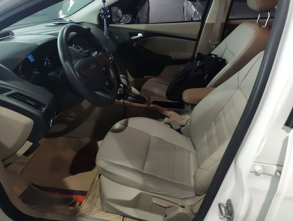 Ford Focus 2017, 95400 км, за 5690 USD - фото 15