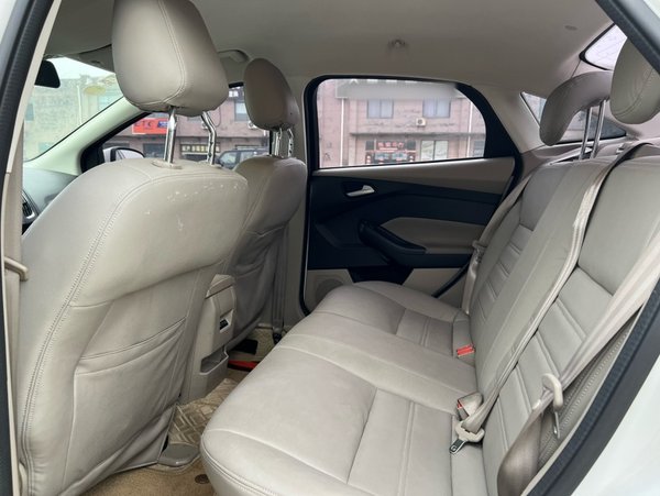 Ford Focus 2017, 95400 км, за 5690 USD - фото 19