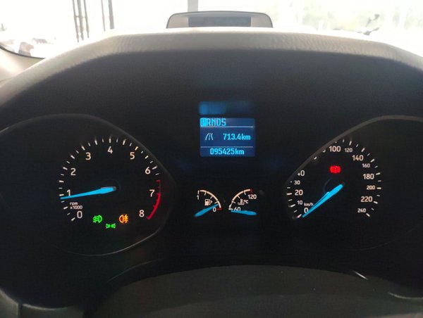 Ford Focus 2017, 95400 км, за 5690 USD - фото 12