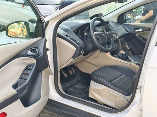 Ford Focus 2017, 96800 км, за 4530 USD - фото 19