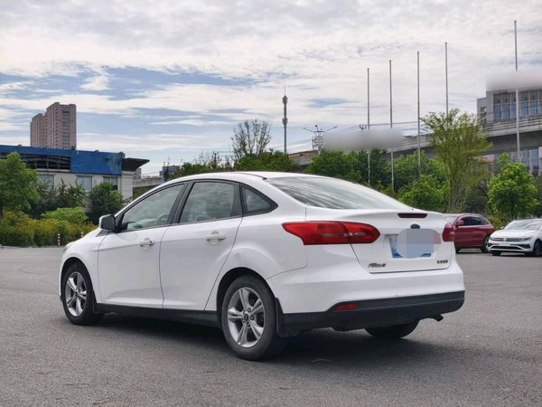 Ford Focus 2017, 96800 км, за 4530 USD - фото 12