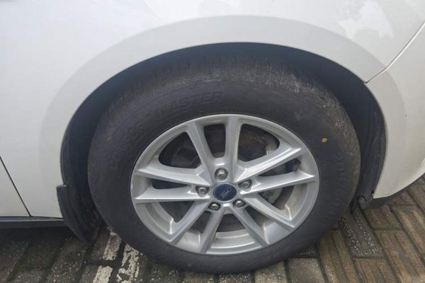 Ford Focus 2018, 38700 км, за 7796 USD - фото 8