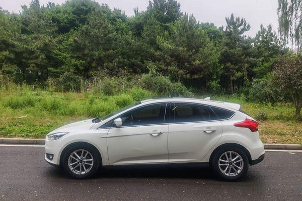 Ford Focus 2018, 73300 км, за 8040 USD