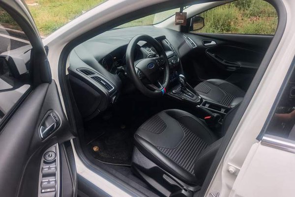 Ford Focus 2018, 73300 км, за 8040 USD - фото 18