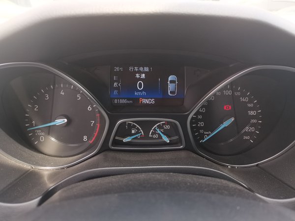 Ford Focus 2018, 81800 км, за 6996 USD - фото 12