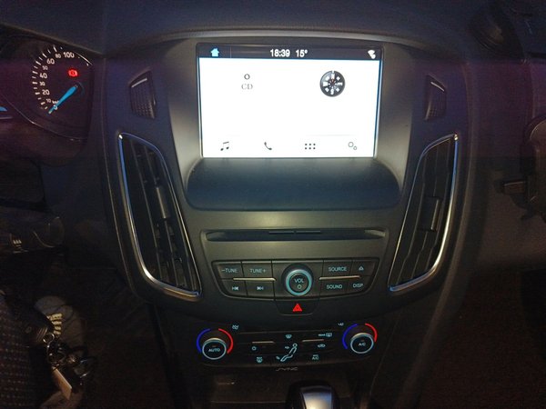 Ford Focus 2018, 81800 км, за 6996 USD - фото 11