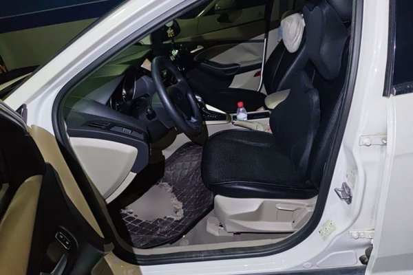 Ford Focus 2018, 44600 км, за 5393 USD