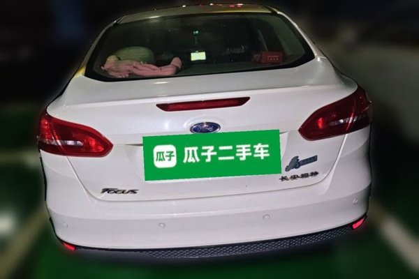 Ford Focus 2018, 44600 км, за 5393 USD - фото 11