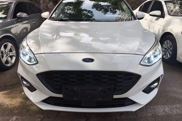 Ford Focus 2019, 77800 км, за 7511 USD