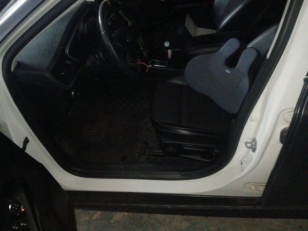 Ford Focus 2019, 158700 км, за 7437 USD - фото 14