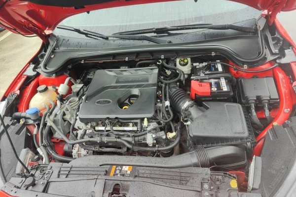 Ford Focus 2019, 53600 км, за 6684 USD - фото 25