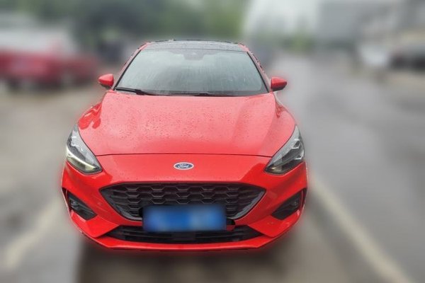 Ford Focus 2019, 53600 км, за 6684 USD - фото 6
