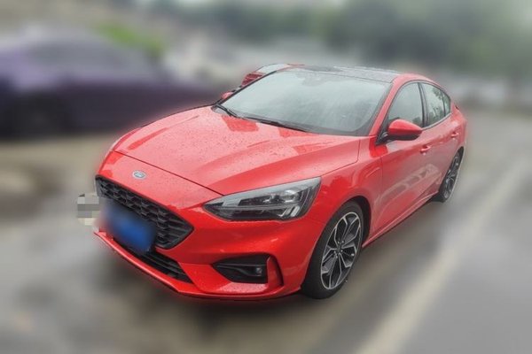 Ford Focus · 2019 год