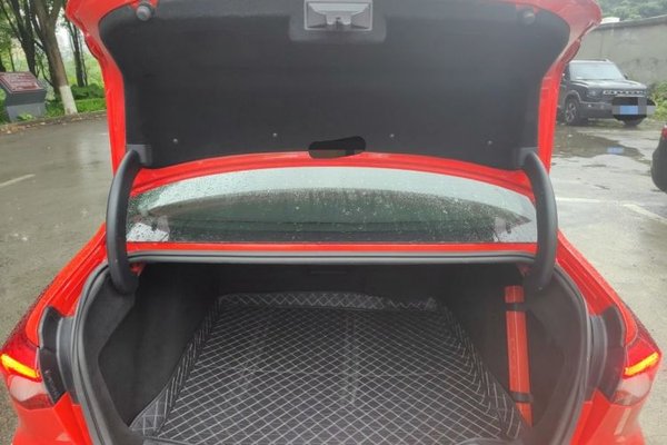Ford Focus 2019, 53600 км, за 6684 USD - фото 23