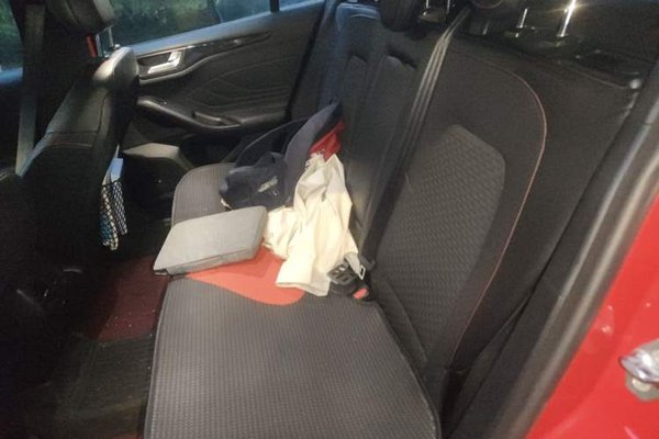 Ford Focus 2019, 66100 км, за 7365 USD - фото 18