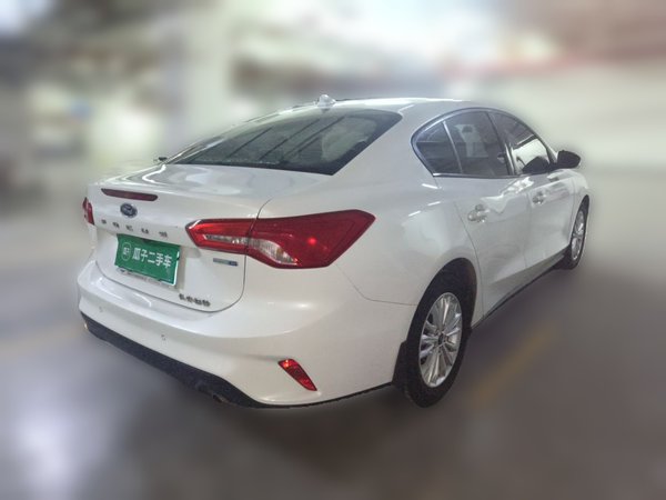 Ford Focus 2019, 97100 км, за 7946 USD