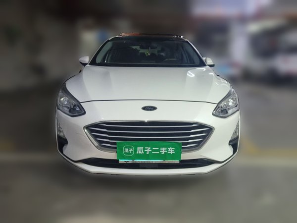 Ford Focus 2019, 97100 км, за 7946 USD
