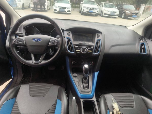 Ford Focus 2020, 64300 км, за 6223 USD - фото 11