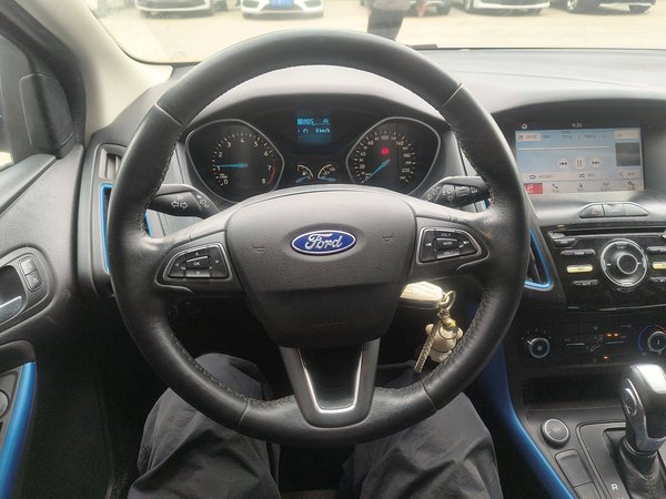 Ford Focus 2020 Hatchback Classic 1.5L Automatic Trendy Model, 2020 года