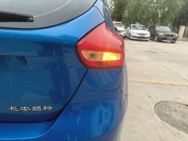 Ford Focus 2020, 64300 км, за 6223 USD - фото 18