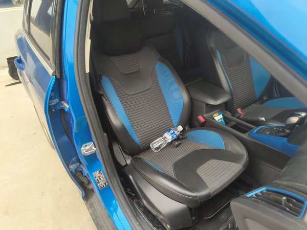 Ford Focus 2020, 64300 км, за 6223 USD - фото 15