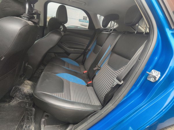 Ford Focus 2020, 64300 км, за 6223 USD - фото 13