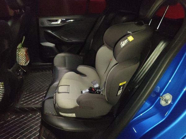 Ford Focus 2020, 73400 км, за 10802 USD - фото 16