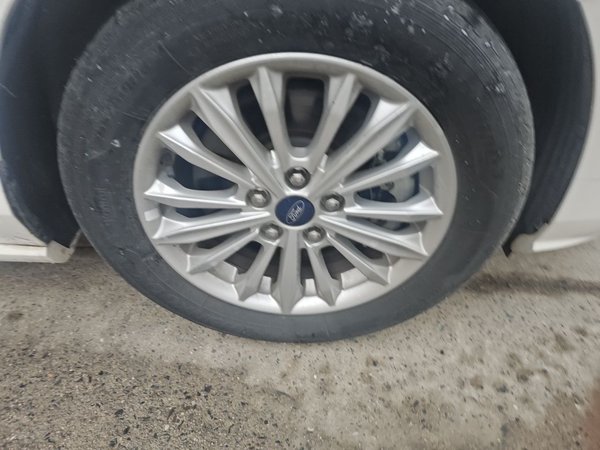 Ford Focus 2020, 31600 км, за 9445 USD