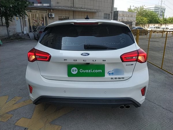 Ford Focus 2020, 54900 км, за 9761 USD
