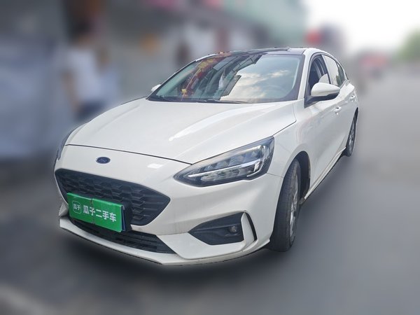 Ford Focus · 2021 год