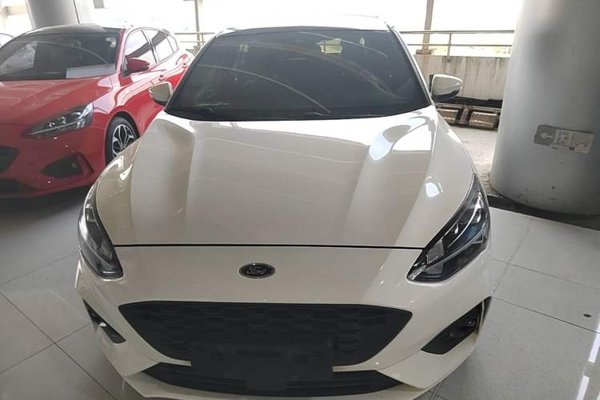 Ford Focus 2021, 77800 км, за 11510 USD