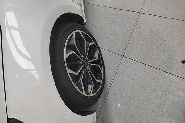 Ford Focus 2021, 77800 км, за 11510 USD - фото 8