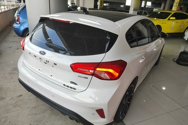 Ford Focus 2021, 77800 км, за 11510 USD - фото 6