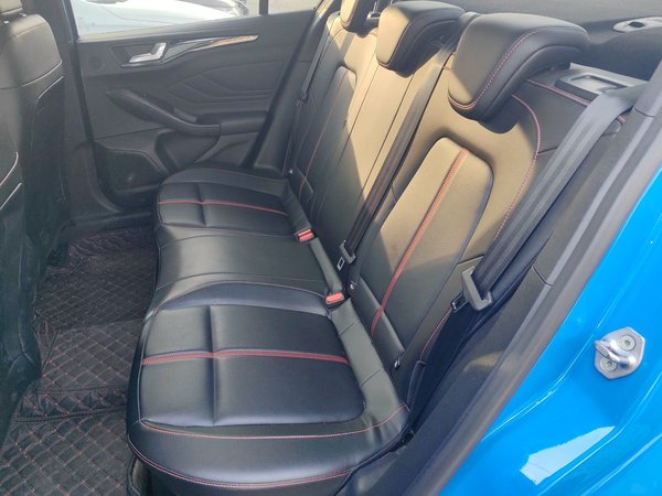 Ford Focus 2022, 14100 км, за 12946 USD - фото 18