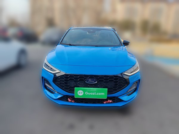 Ford Focus 2022, 14100 км, за 12946 USD
