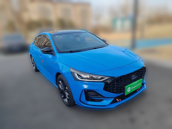 Ford Focus 2022, 14100 км, за 12946 USD