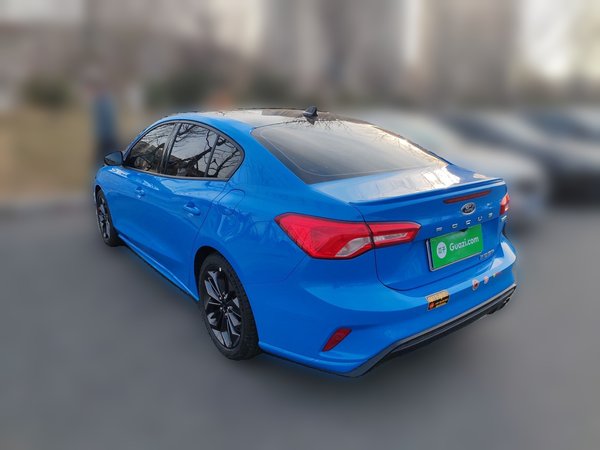 Ford Focus 2022, 14100 км, за 12946 USD