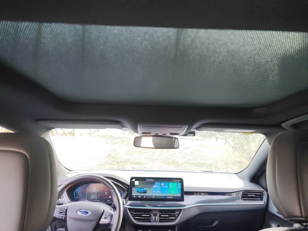 Ford Focus 2022, 14100 км, за 12946 USD - фото 19