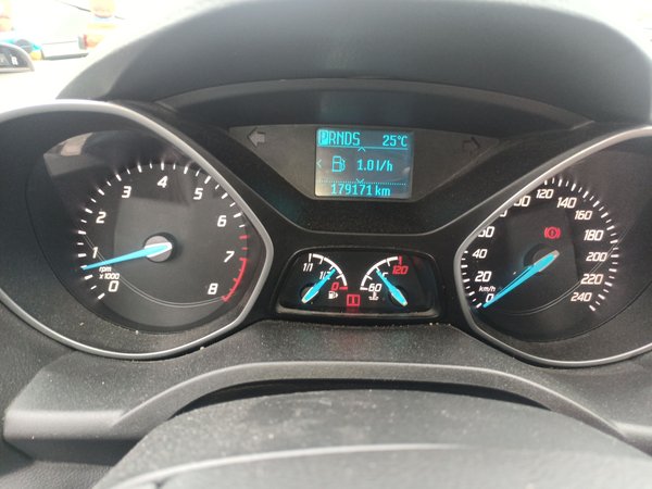 Ford Kuga 2013, 179200 км, за 4443 USD
