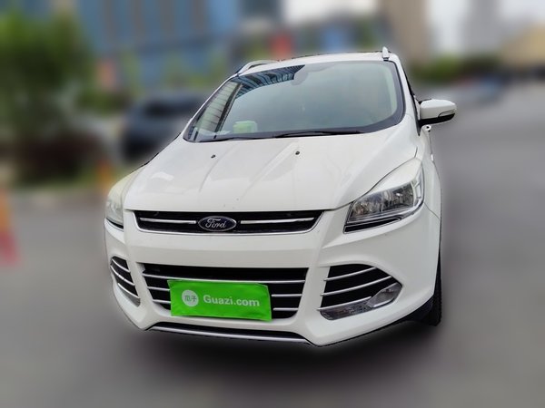 Ford Kuga 2013, 104900 км, за 4532 USD