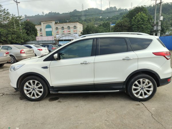 Ford Kuga 2013, 124800 км, за 4896 USD - фото 20
