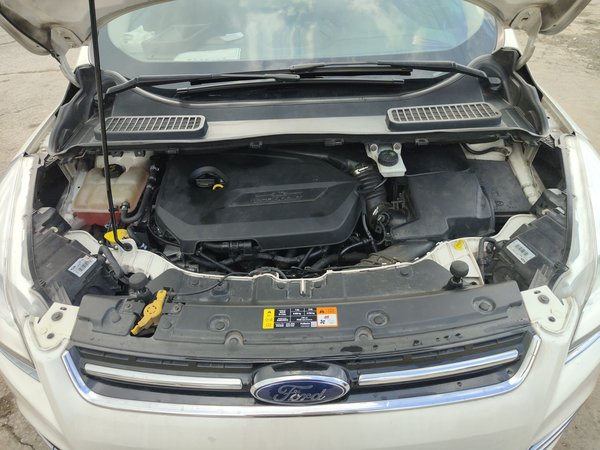 Ford Kuga 2013, 124800 км, за 4896 USD - фото 9