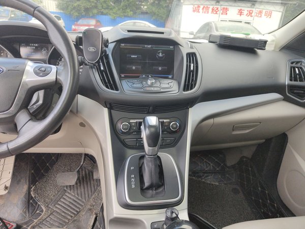 Ford Kuga 2013, 124800 км, за 4896 USD