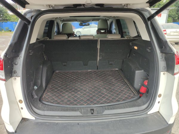 Ford Kuga 2013, 124800 км, за 4896 USD - фото 8